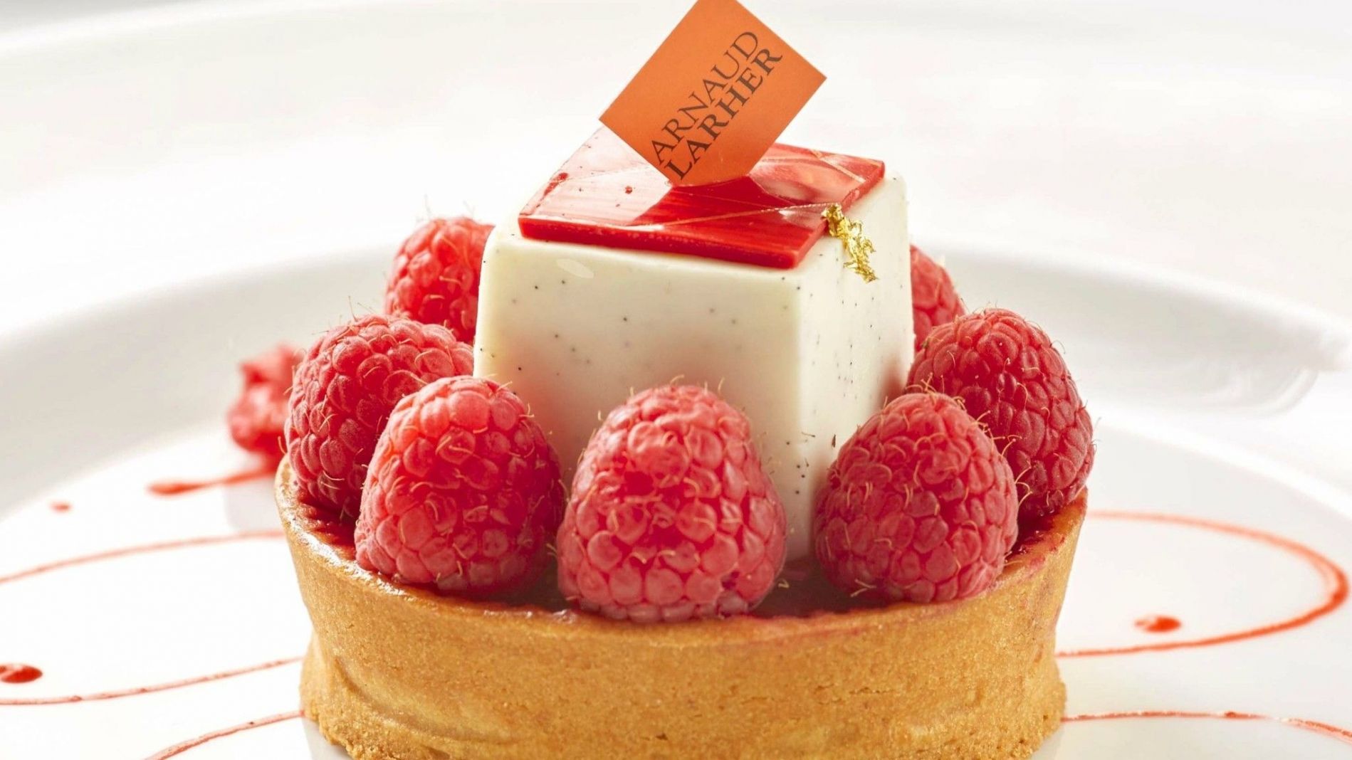 La tarte Valero dessert by Arnaud Larher, served at King George Hotel Athens